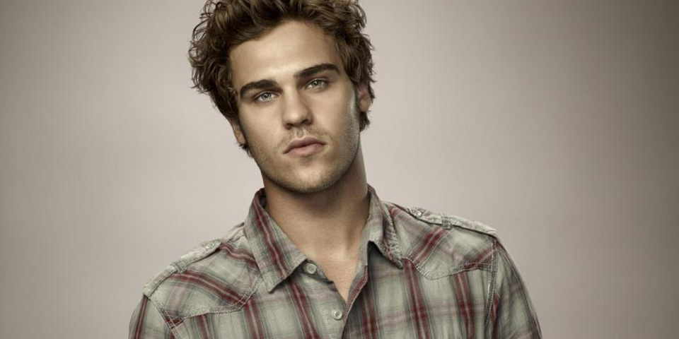 grey damon